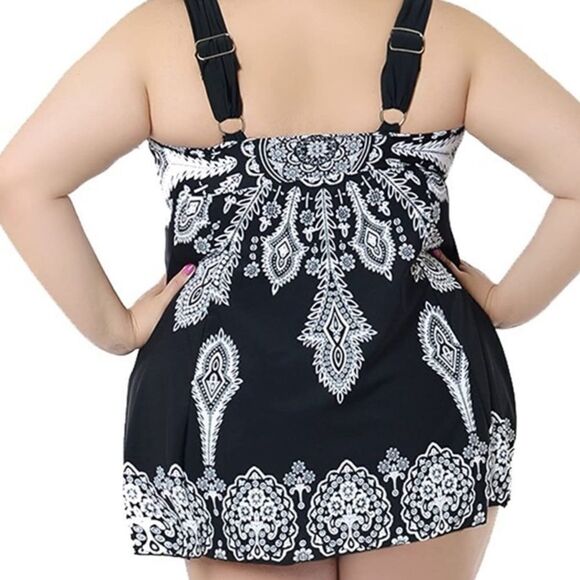 Women’s Plus Sized Swimsuit 2 Piece Tankini Size 18/20 NWT - Picture 2 of 12